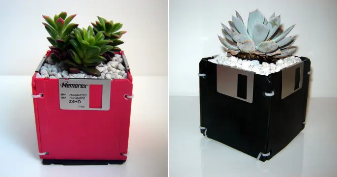 8 Ways To Reuse Your Old CDs And Floppy Disks